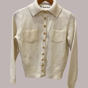 St. John vintage 1960s cardigan with gold buttons. Mint condition. Cream. Size S